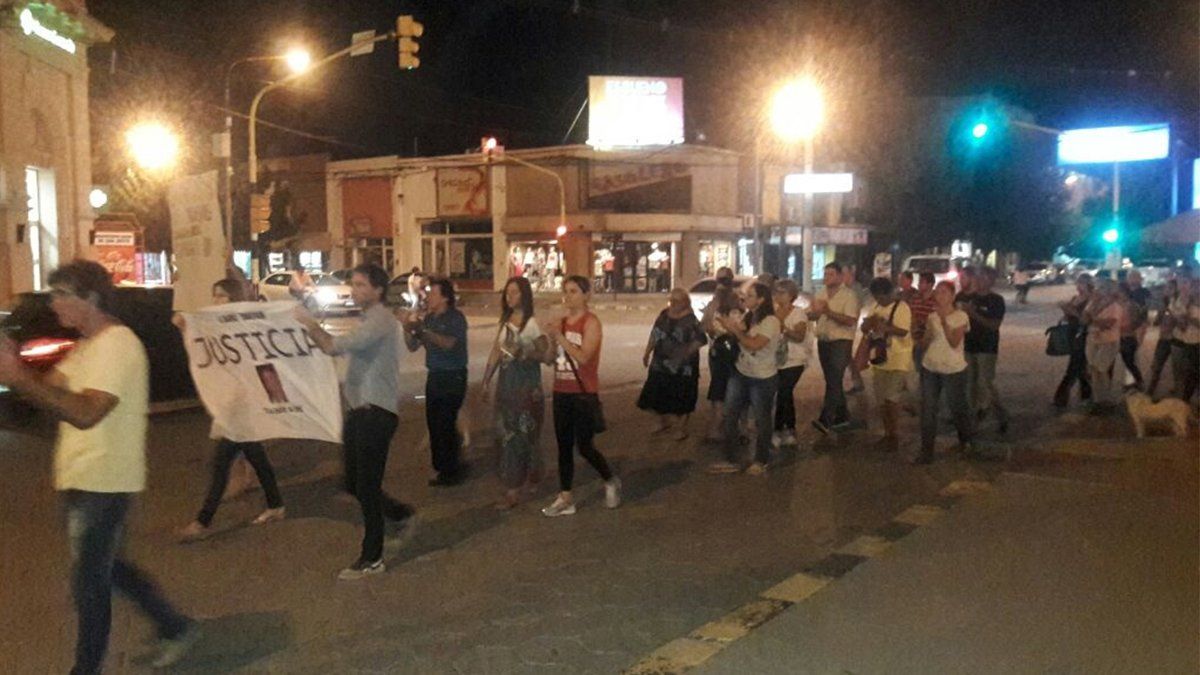 Familiares y allegados de Roque marchan por las calles de San Justo reclamando el esclarecimiento del crimen