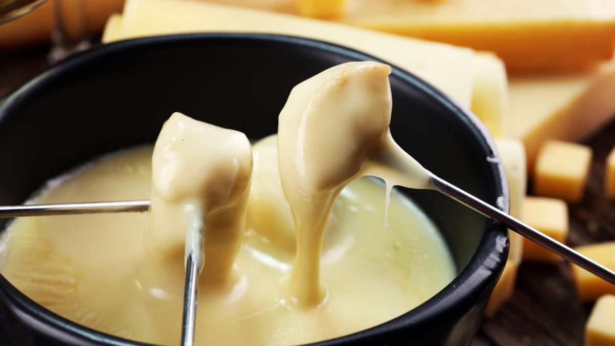 Perfecta para mojar pan y disfrutar en reuniones con amigos o familiares.