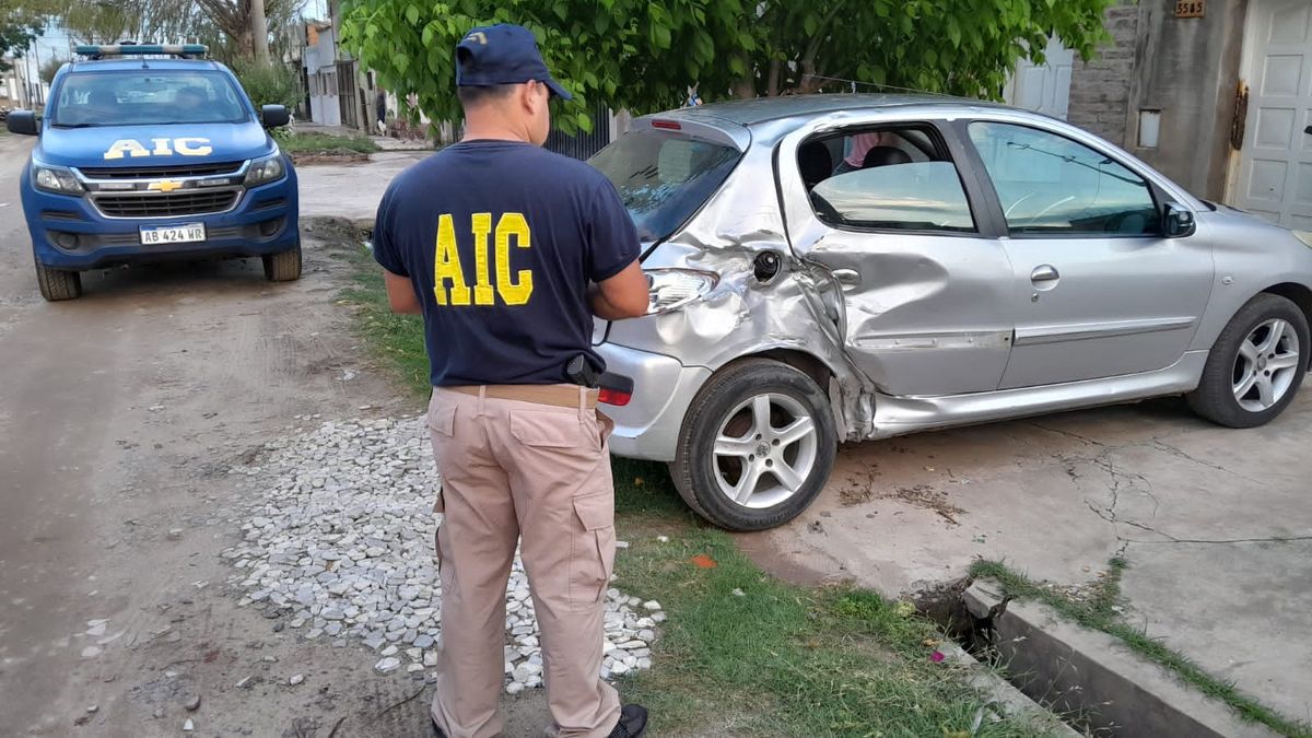 El vehículo secuestrado coincide con los registros fílmicos del choque y presenta daños en la parte trasera.&nbsp;