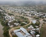 Durante 2023 se realizaron numerosos anuncios, pero lo cierto es que las obras de mantenimiento de las defensas del Gran Santa Fe todavía no empezaron. Durante 2023 se realizaron numerosos anuncios, pero lo cierto es que las obras de mantenimiento de las defensas del Gran Santa Fe todavía no empezaron.