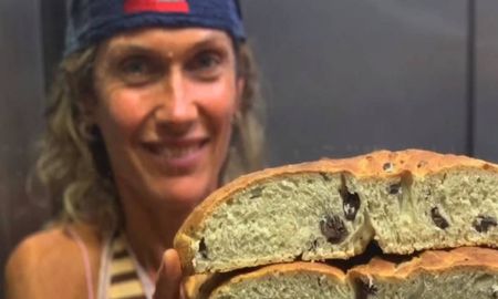 Pan de aceitunas, by Maru Botana. Pan de aceitunas, by Maru Botana.