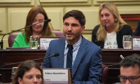 Maximiliano Pullaro valoró los acuerdos para avanzar en la Reforma de la Constitución de Santa Fe. Maximiliano Pullaro valoró los acuerdos para avanzar en la Reforma de la Constitución de Santa Fe.