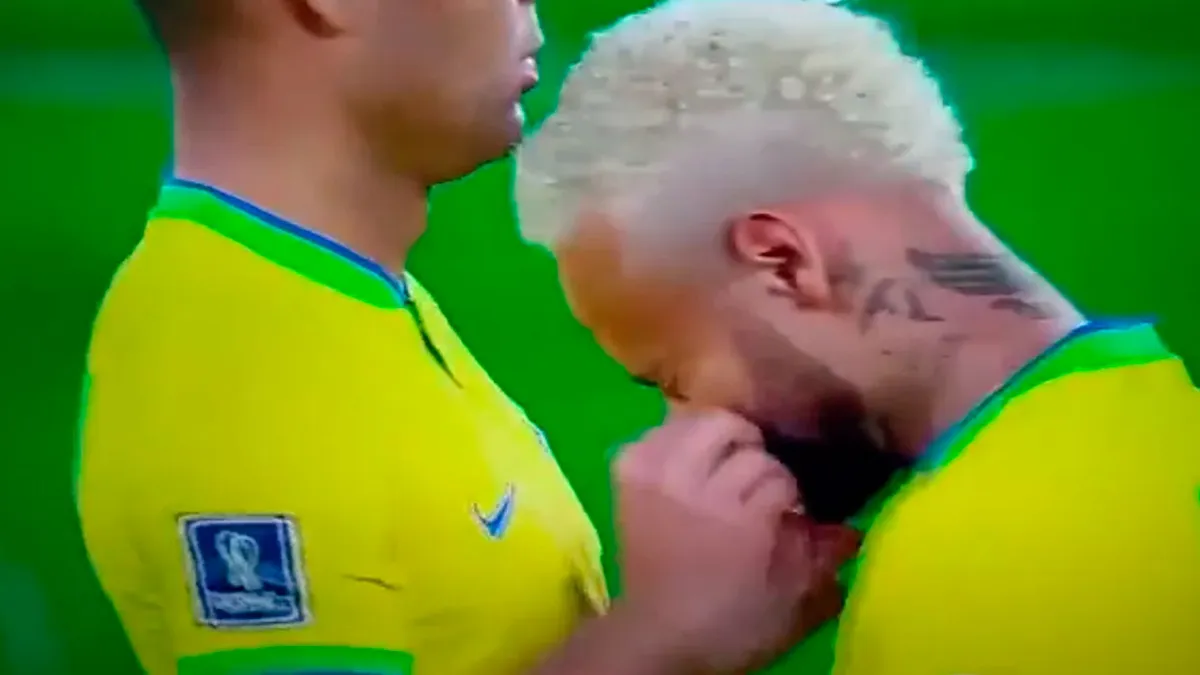 Polémica en la Selección de Brasil: qué le dio Casemiro para que aspire por la nariz Neymar en pleno partido
