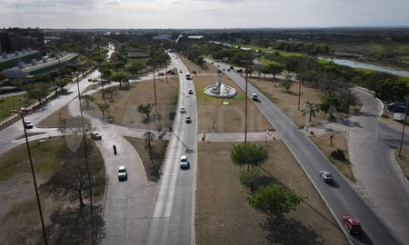 Colectora de la ruta 168: el lunes empiezan los cortes de tránsito por los trabajos de bacheo Colectora de la ruta 168: el lunes empiezan los cortes de tránsito por los trabajos de bacheo
