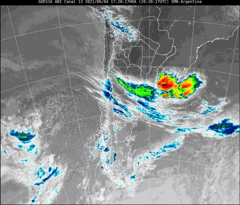 En la imagen satelital se observa abundante nubosidad en el extremo sur de nuestra provincia. Las condiciones son inestables, con elevadas temperaturas para la época del añoy elevado índice de humedad.