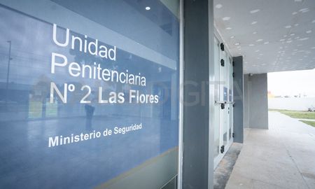 Apuñalaron a un preso en la Cárcel de Las Flores Apuñalaron a un preso en la Cárcel de Las Flores