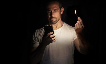 Cómo cargar el celular cuando se va la luz en casa. Cómo cargar el celular cuando se va la luz en casa.