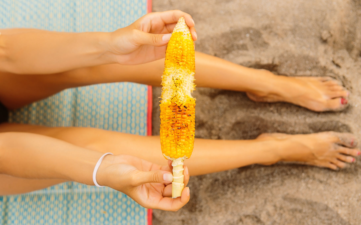 El choclo y el pancho salen $250 en Playa Grande