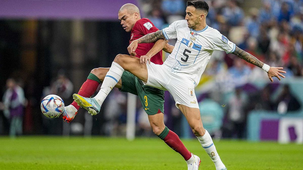 El seleccionado luso se sumó a Francia y Brasil por un doblete del mediocampista del Manchester United Bruno Fernandes (9m.y 45m. ST).