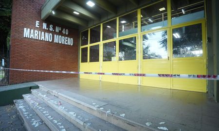 Ingreso a la escuela Mariano Moreno de la ciudad de San Cristóbal. Ingreso a la escuela Mariano Moreno de la ciudad de San Cristóbal.