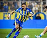Rosario Central le ganó a Racing en el Gigante de Arroyito y tras el partido hubo cruce de palabas entre Diego Milito y Ángel Di María. Rosario Central le ganó a Racing en el Gigante de Arroyito y tras el partido hubo cruce de palabas entre Diego Milito y Ángel Di María.