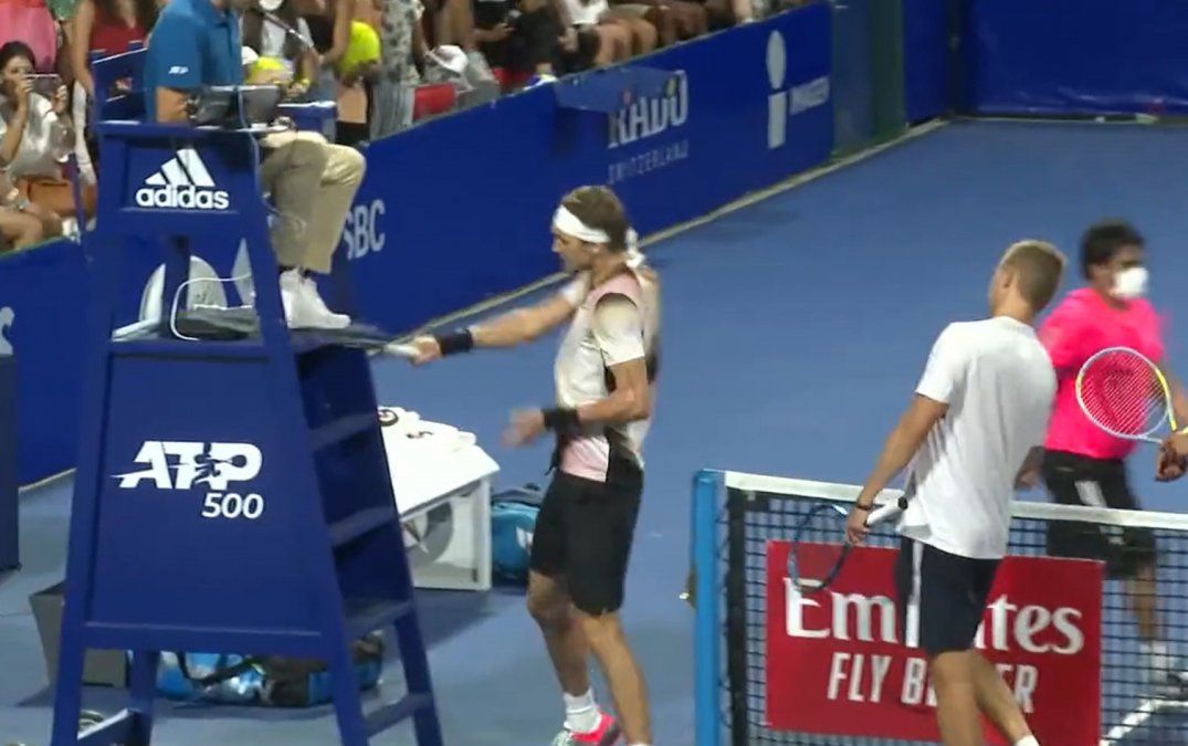 Alexander Zverev fue suspendido del ATP 500 de Acapulco por una agresión contra el juez principal. El alemán estaba jugando un partido de dobles y se enojó por una decisión del árbitro.