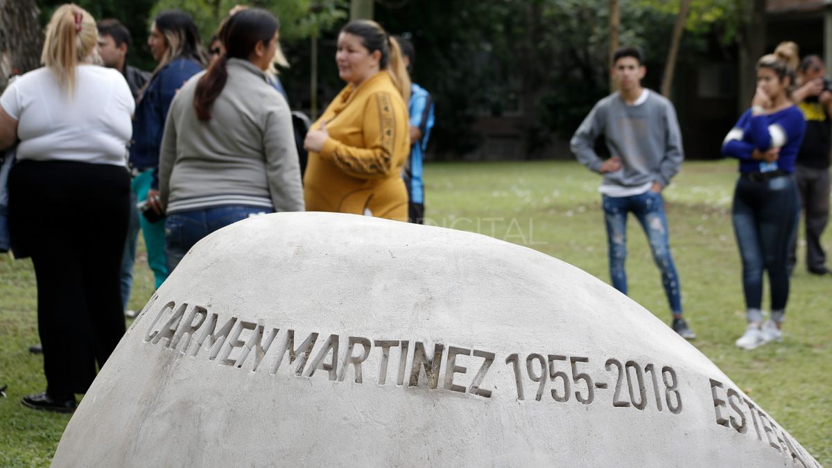 Un memorial para recordar a las víctimas de femicidios en la costanera santafesina