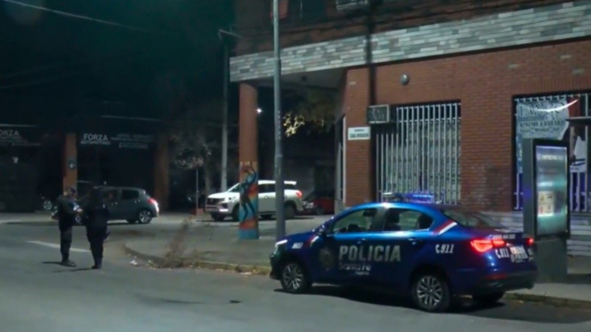Balearon a un kinesiólogo en Rosario para robarle