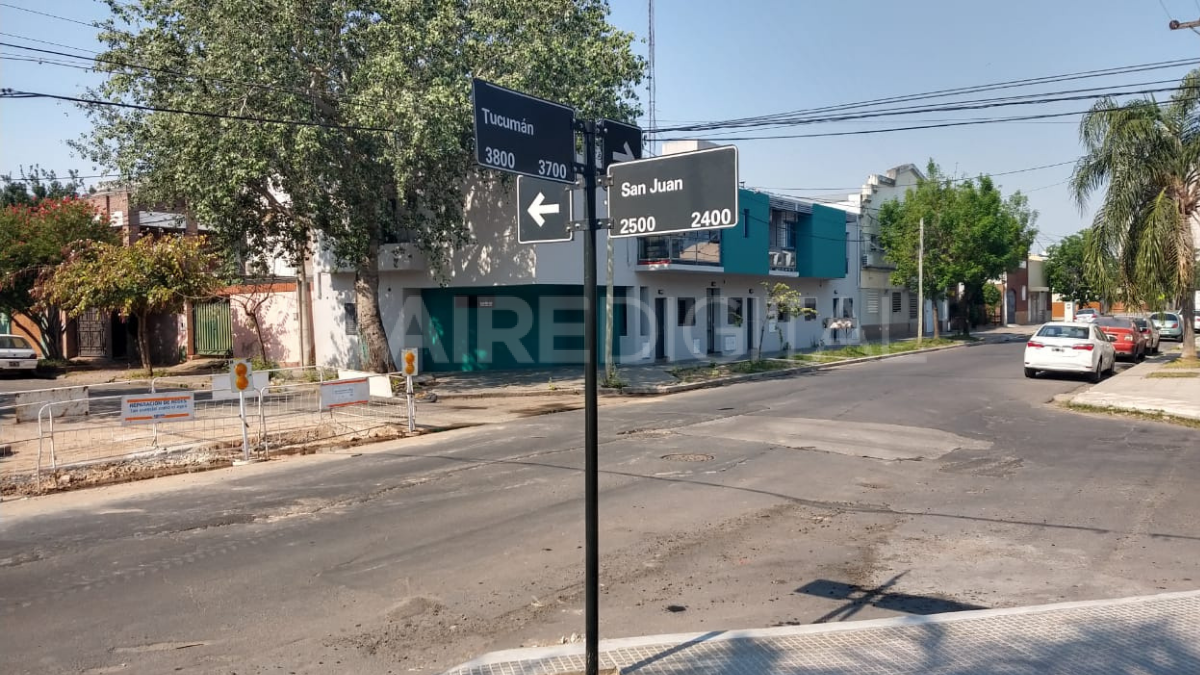 La caravana de los vecinos de barrio Roma partió de la esquina de Tucumán y San Juan