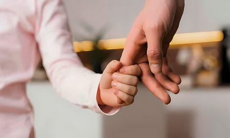 El hombre tendrá que pagar el importe completo de un Salario Mínimo, Vital y Móvil, en lugar del 50% que abonaba anteriormente. El hombre tendrá que pagar el importe completo de un Salario Mínimo, Vital y Móvil, en lugar del 50% que abonaba anteriormente.