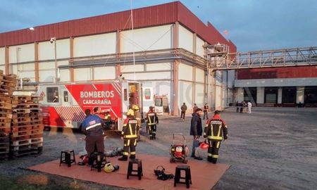 Explosión en un frigorífico de Carcaraña Explosión en un frigorífico de Carcaraña
