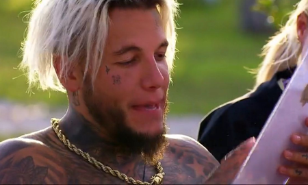 Alex Caniggia le dedicó a su mamá y a su hermana una emotiva carta en El Hotel de los Famosos: Tengo miedo de quebrarme Alex Caniggia le dedicó a su mamá y a su hermana una emotiva carta en El Hotel de los Famosos: Tengo miedo de quebrarme