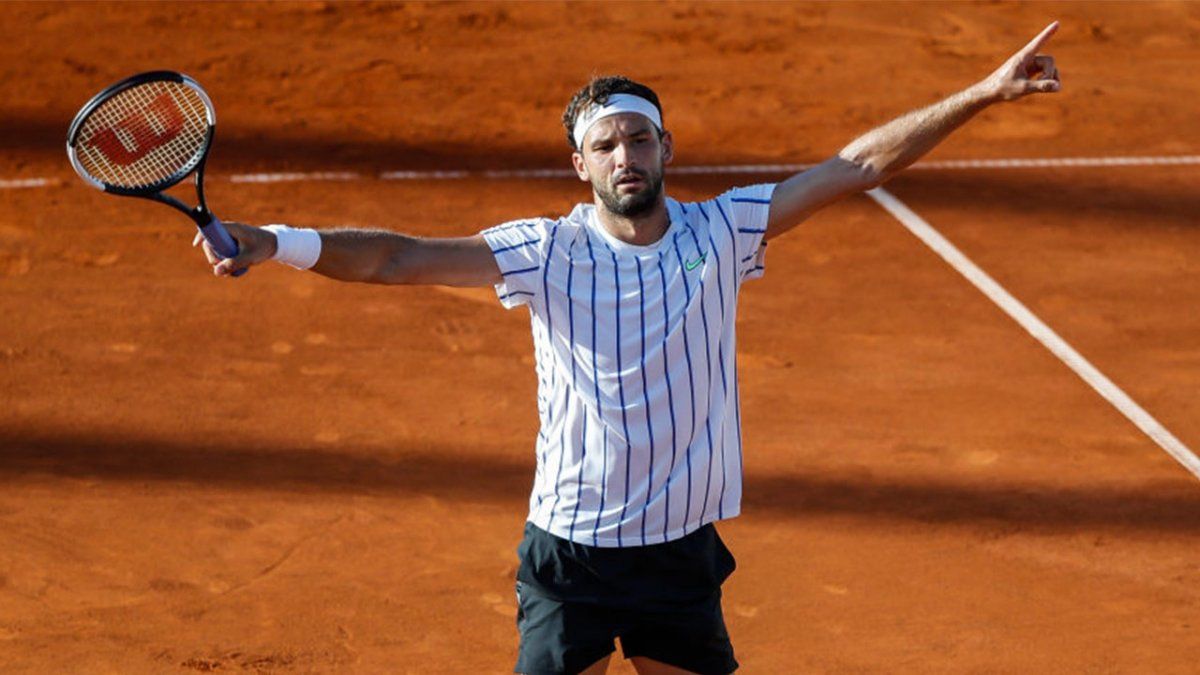 Grigor Dimitrov sufrió una lesión y se vio obligado a abandonar el partido.