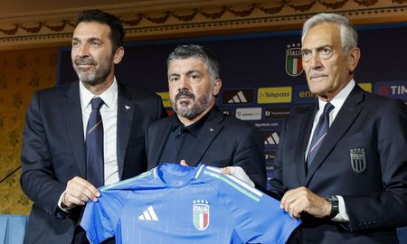 Caos en Italia: renunciaron Gabriele Gravina y Gianluigi Buffon. Caos en Italia: renunciaron Gabriele Gravina y Gianluigi Buffon.