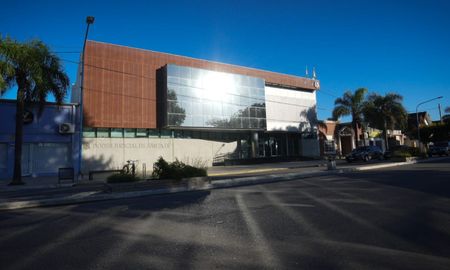 La audiencia imputativa se realizó en los tribunales de San Cristóbal. Tras un cuarto intermedio, al mediodía se tratarán las medidas cautelares para el menor. La audiencia imputativa se realizó en los tribunales de San Cristóbal. Tras un cuarto intermedio, al mediodía se tratarán las medidas cautelares para el menor.