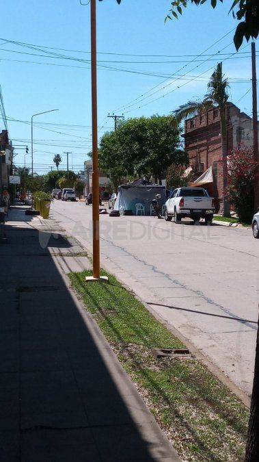 Los servicios afectados son la recolección de residuos, desmalezamiento, transporte urbano de pasajeros, y también un transporte especial con el que cuenta la Municipalidad para transportar a personas con discapacidad hasta un centro de día donde realizan diferentes actividades.