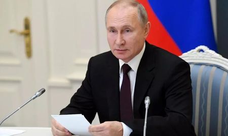 El presidente de Rusia agradeció el comprimiso de Argentina con la coordinación mutua efectiva en la esfera política. El presidente de Rusia agradeció el comprimiso de Argentina con la coordinación mutua efectiva en la esfera política.