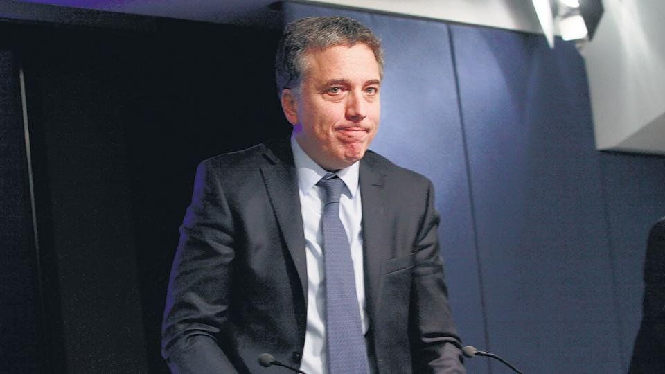 “Argentina tendrá más inflación y menos crecimiento”, reconoció Dujovne