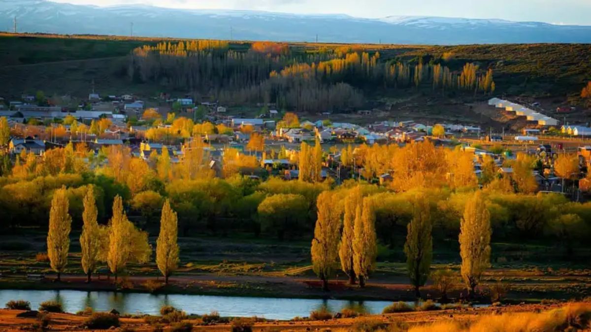 La feria artesanal de Loncopué ofrece sabores y productos típicos de la Patagonia.