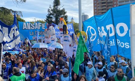 El gobierno no convocará a los docentes hasta que pasen los paros. El gobierno no convocará a los docentes hasta que pasen los paros.