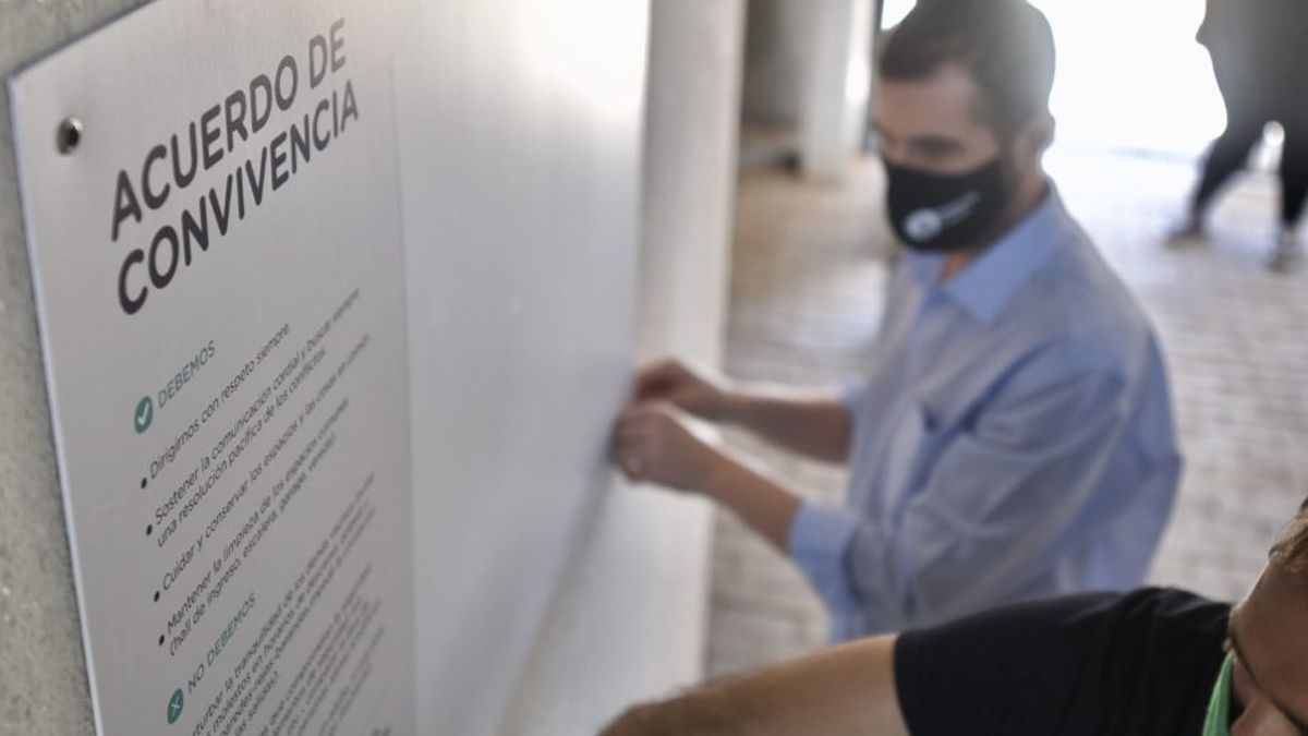 Con el objetivo de fortalecer los lazos ciudadanos y la resolución pacífica de los conflictos, los habitantes del complejo firmaron un acuerdo de convivencia