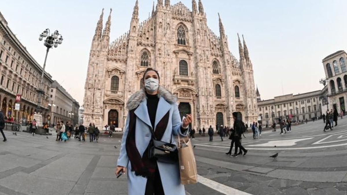 Desde el viernes, Italia entró en un toque de queda nocturno a nivel nacional.