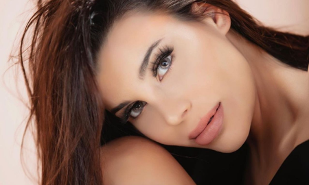 Charlotte Caniggia generó una polémica al enojarse con el jurado del certamen. Charlotte Caniggia generó una polémica al enojarse con el jurado del certamen.