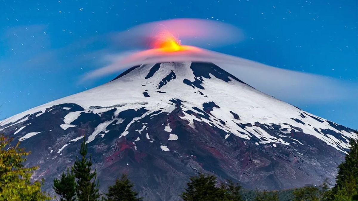 Desde 1558, se registra un total de 49 grandes erupciones, una cada diez años aproximadamente. Desde 1558, se registra un total de 49 grandes erupciones, una cada diez años aproximadamente.