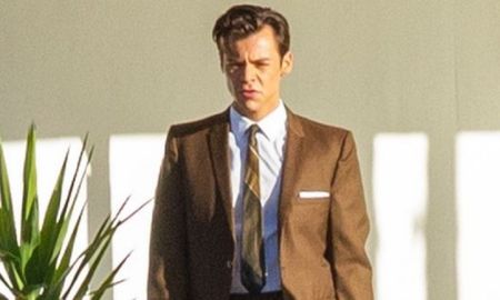 Harry Styles dejó a todos con la boca abierta en el tráiler de la nueva película de Olivia Wilde. Harry Styles dejó a todos con la boca abierta en el tráiler de la nueva película de Olivia Wilde.