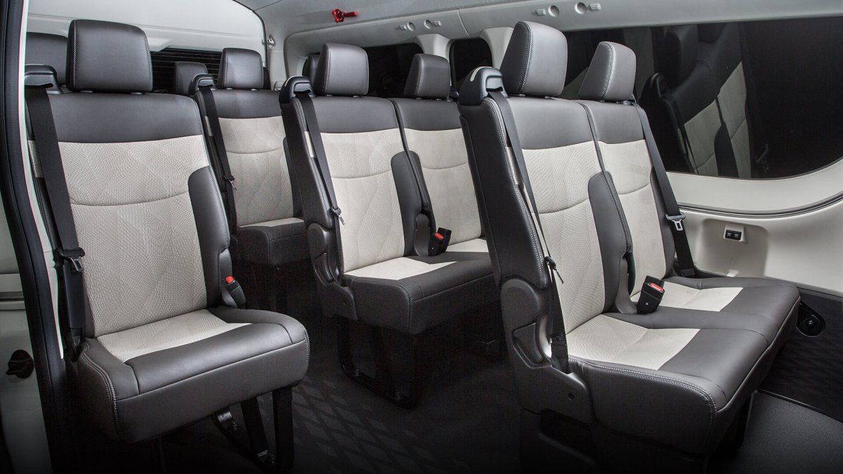 Toyota Commuter | Interior