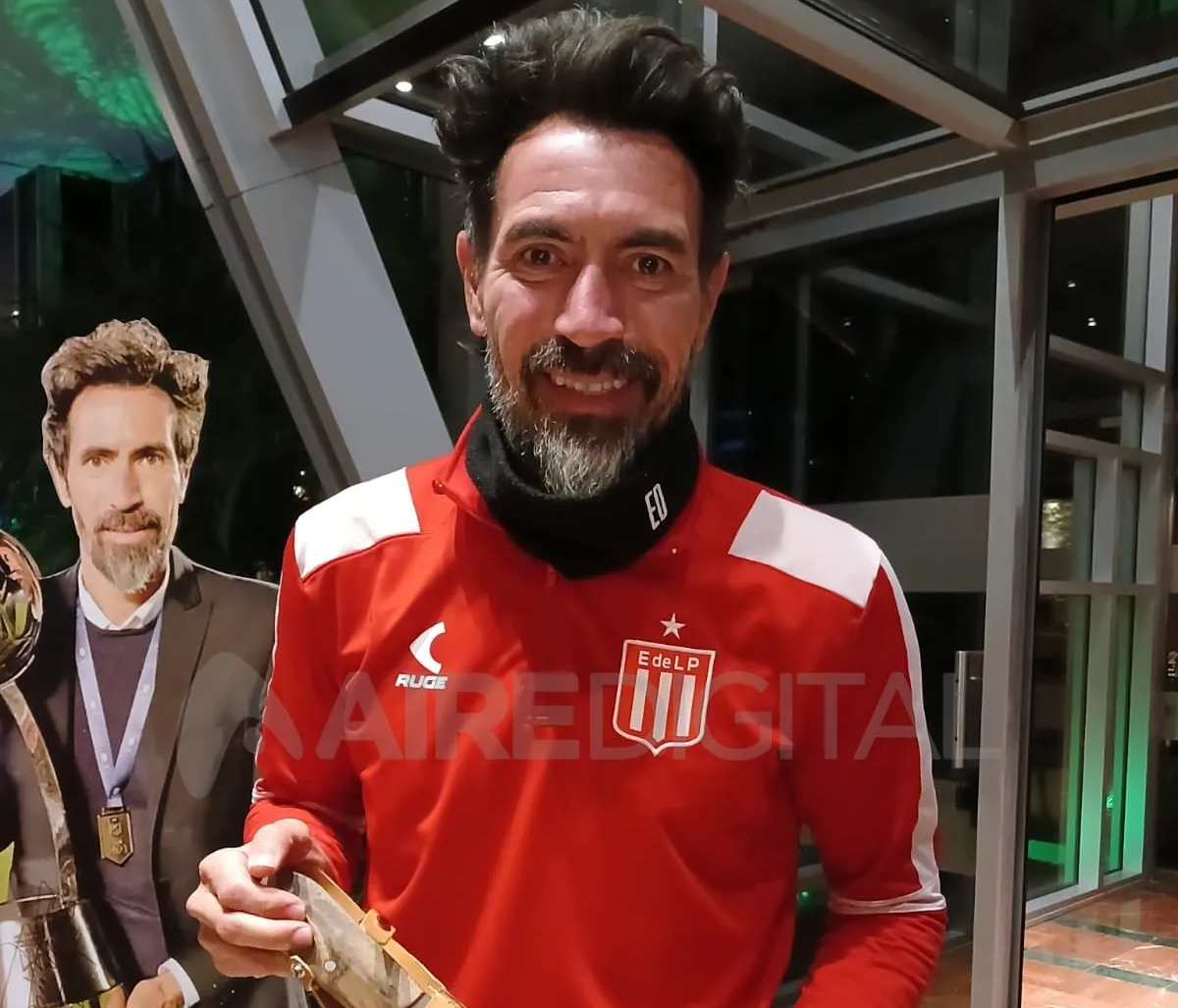 Hinchas de Colón recibieron a Eduardo Domínguez y una frase del técnico los sorprendió.