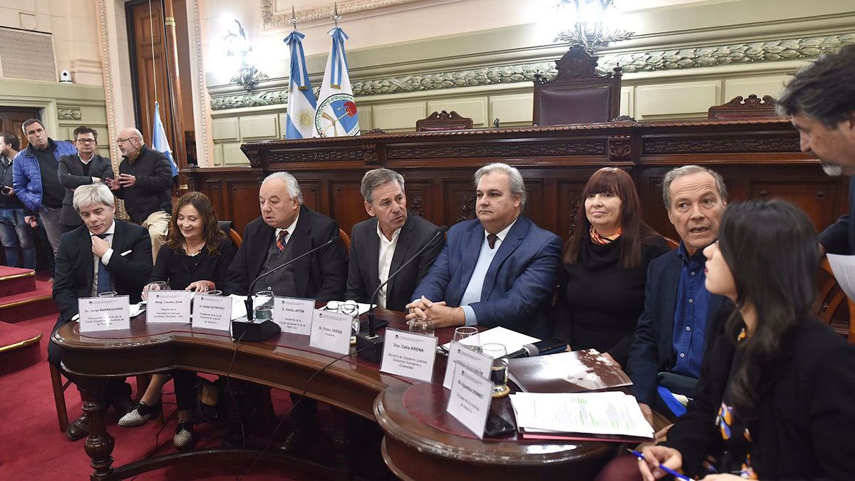 En el recinto de la Cámara de Diputados de Santa Fe