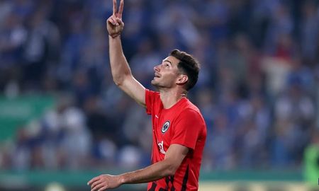 lucas alario marco un gol en el empate amistoso del eintracht frankfurt lucas alario marco un gol en el empate amistoso del eintracht frankfurt