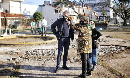 El principal objetivo es mejorar la accesibilidad y permitir una circulación segura para el peatón, entre otros. El principal objetivo es mejorar la accesibilidad y permitir una circulación segura para el peatón, entre otros.