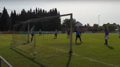 Por miedo al coronavirus, un equipo perdió 37-0 por no acercarse a sus rivales