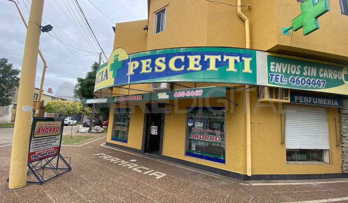 Robaron en la farmacia ubicada en la ochava de Marcial Candioti y Padre Genesio