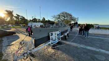 Emocionante muestra de la réplica del ARA General Belgrano en Santa Fe: 