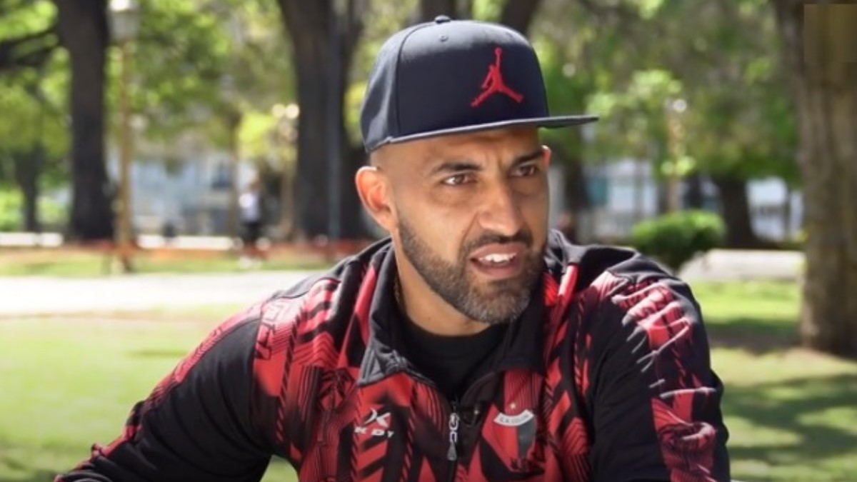 Ping pong con Wanchope Ábila, delantero de Colón. Ping pong con Wanchope Ábila, delantero de Colón.