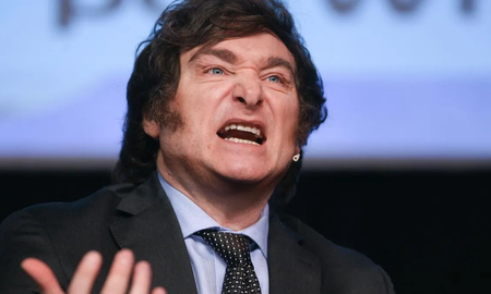 Milei contra todos: criticó a Pedro Sánchez y a cuatro conocidos periodistas argentinos. Milei contra todos: criticó a Pedro Sánchez y a cuatro conocidos periodistas argentinos.