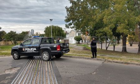El recién nacido fue trasladado al hospital Alassia en donde se constató su buen estado de salud. El recién nacido fue trasladado al hospital Alassia en donde se constató su buen estado de salud.