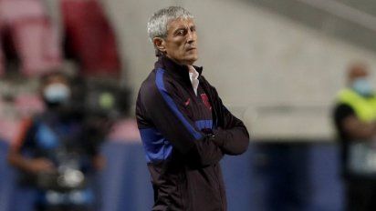 Quique Setién fue despedido como entrenador del Barcelona tras la humillación en Champions