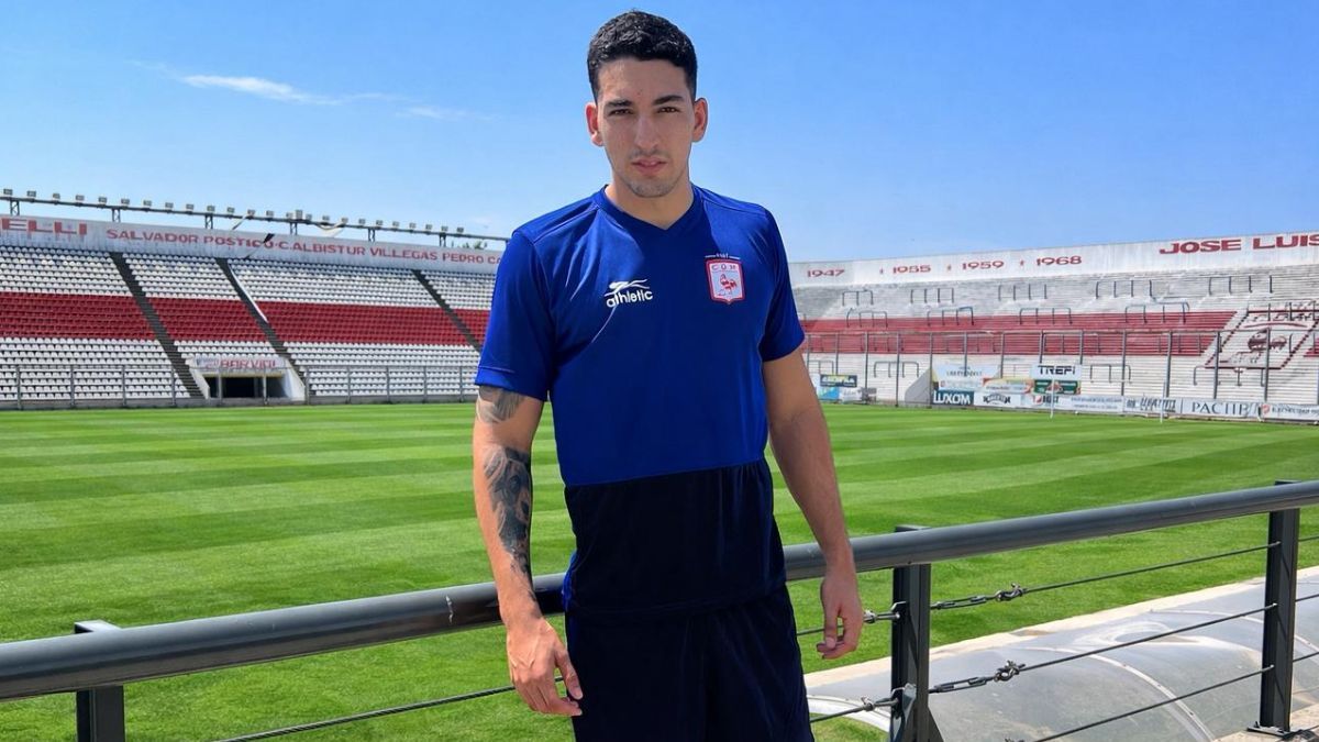 Marco Cerra, jugador de Deportivo Morón. Marco Cerra, jugador de Deportivo Morón.