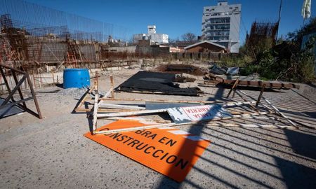 La Nación se comprometió a enviar fondos para la ampliación de la planta potabilizadora de agua de Santa Fe, pero la obra se mantuvo paralizada (como se ve en la foto) hasta octubre pasado. La Nación se comprometió a enviar fondos para la ampliación de la planta potabilizadora de agua de Santa Fe, pero la obra se mantuvo paralizada (como se ve en la foto) hasta octubre pasado.
