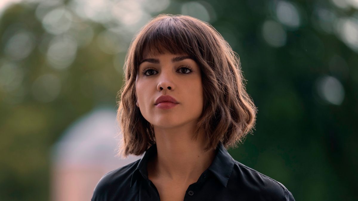 Eiza González protagoniza “El problema de los 3 cuerpos”.